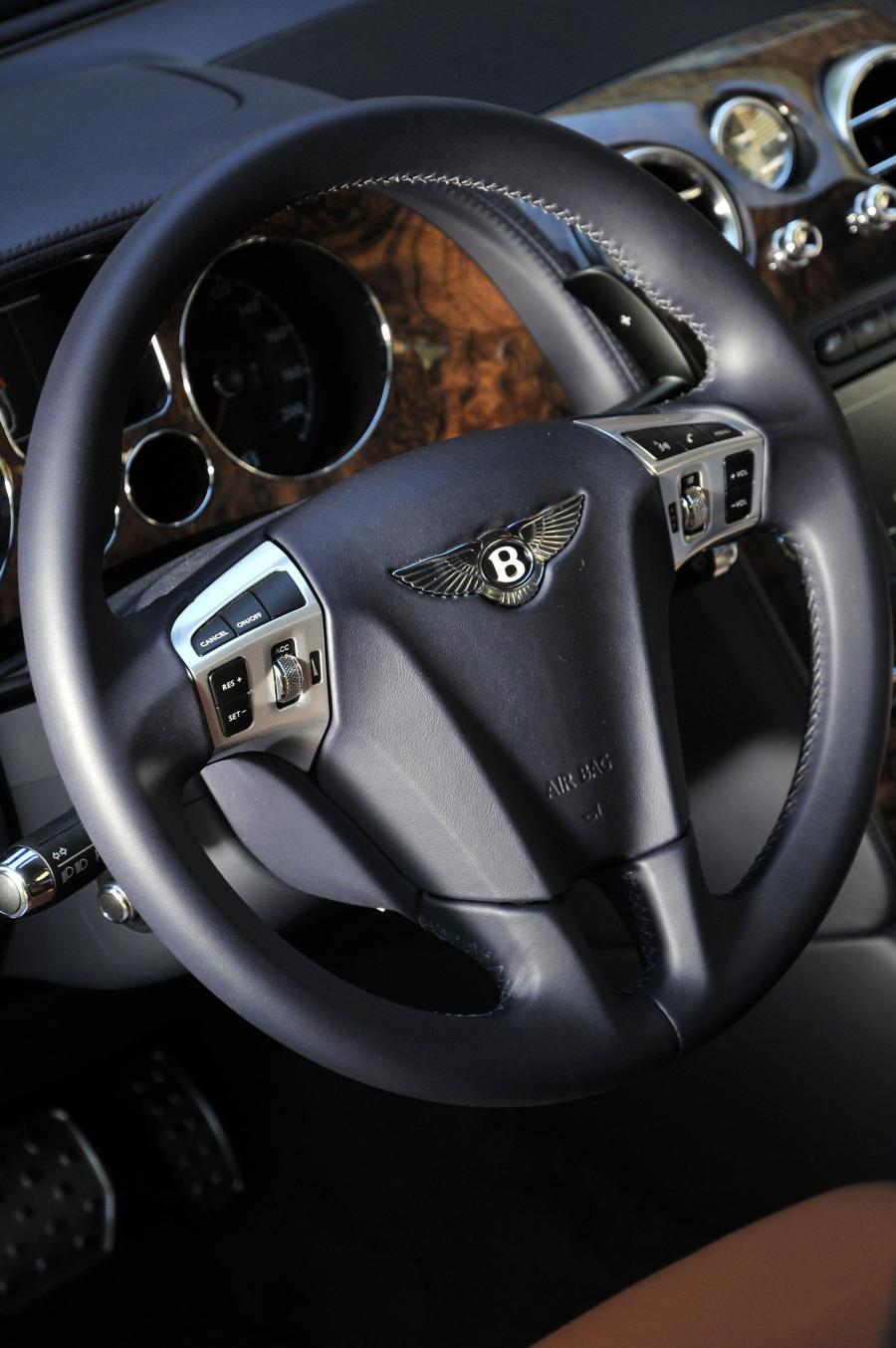  Bentley Continental Flying Spur Speed 2009 года  (фото 20 из 25)